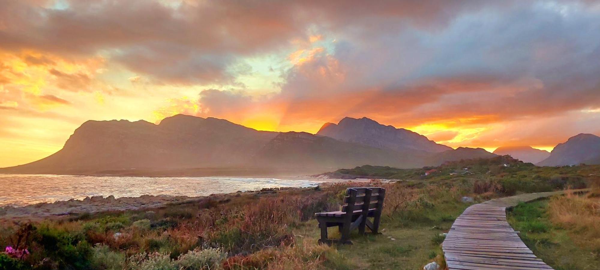 La Mer Seafront Selfcatering Accommodation Kleinmond Extérieur photo