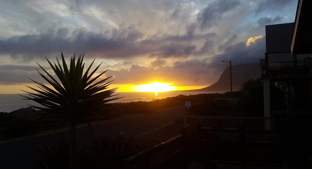 La Mer Seafront Selfcatering Accommodation Kleinmond Extérieur photo