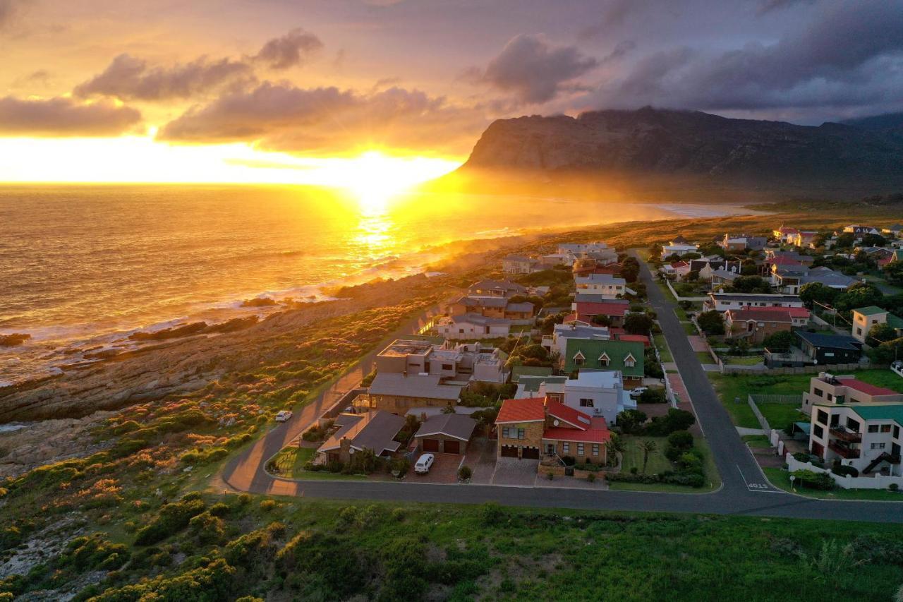La Mer Seafront Selfcatering Accommodation Kleinmond Extérieur photo